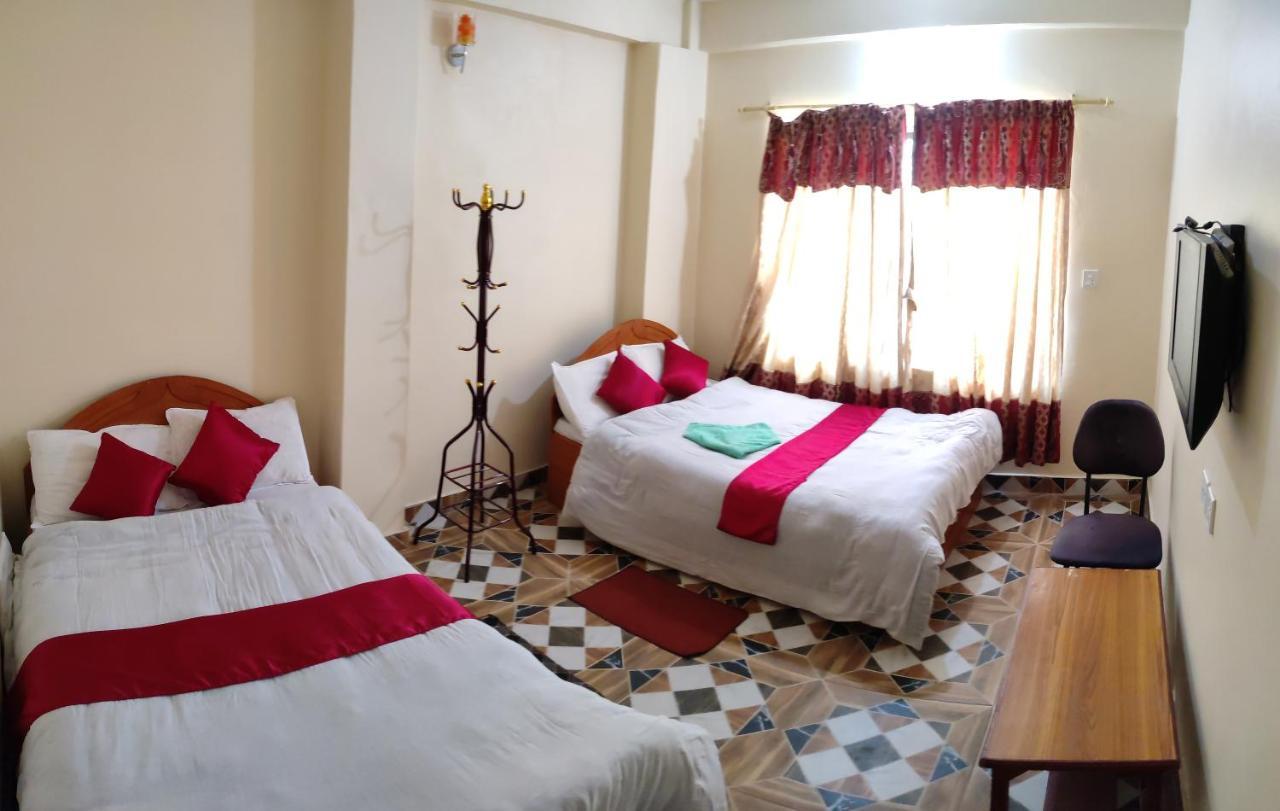 Sarangkot Hotel New Galaxy Покхара Екстер'єр фото