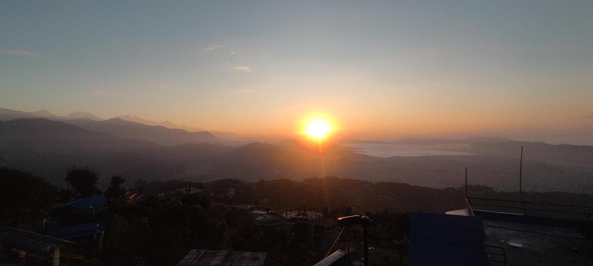 Sarangkot Hotel New Galaxy Покхара Екстер'єр фото